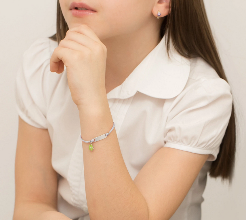 dziecięca bransoletka z zawieszką